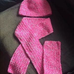 Knit hat and scarf set